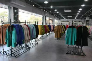 反季热购，不止于衣 从工厂店促销看消费选择与产业韧性